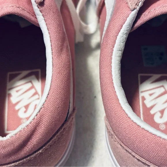 Brand New Vans Suede Sneakers Women’s Size 6.5 (men 8) - box 19 - Picture 5 of 6